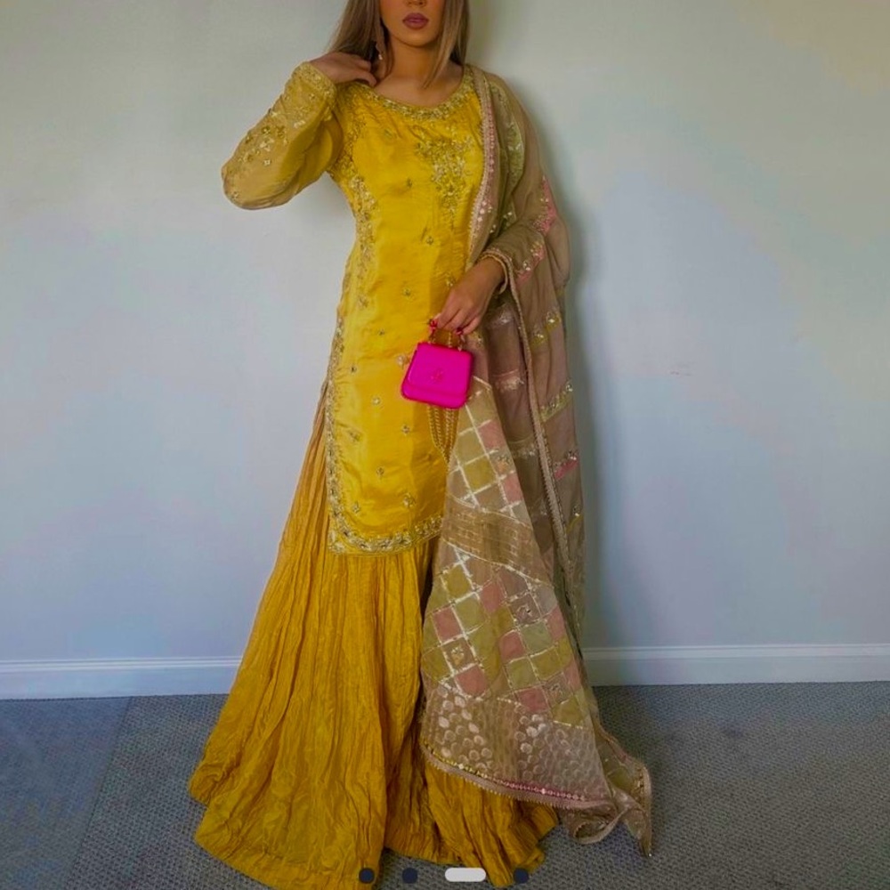 Faiza saqlain authentic